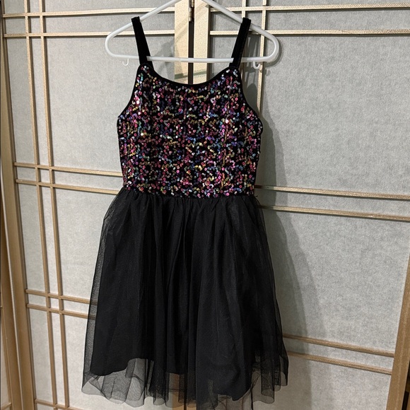 Zenzi Other - Zenzi black dress with sequin top, girl‘s size small (6/6X)